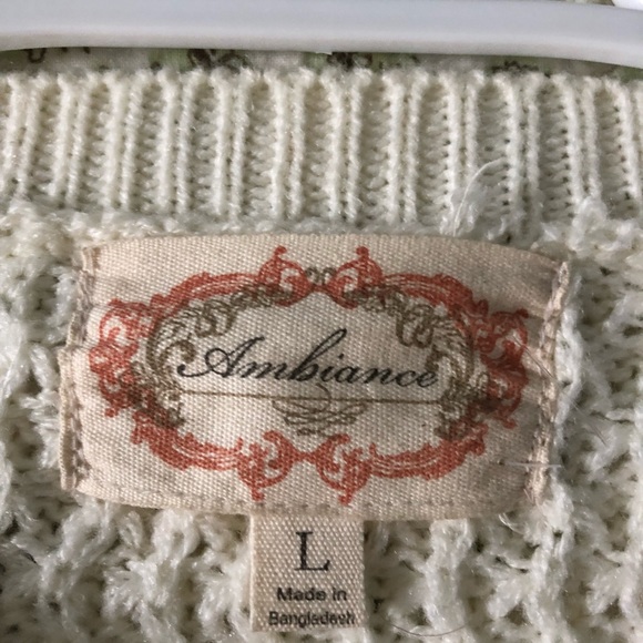 Cable-knit Ivory Sweater - Picture 3 of 3